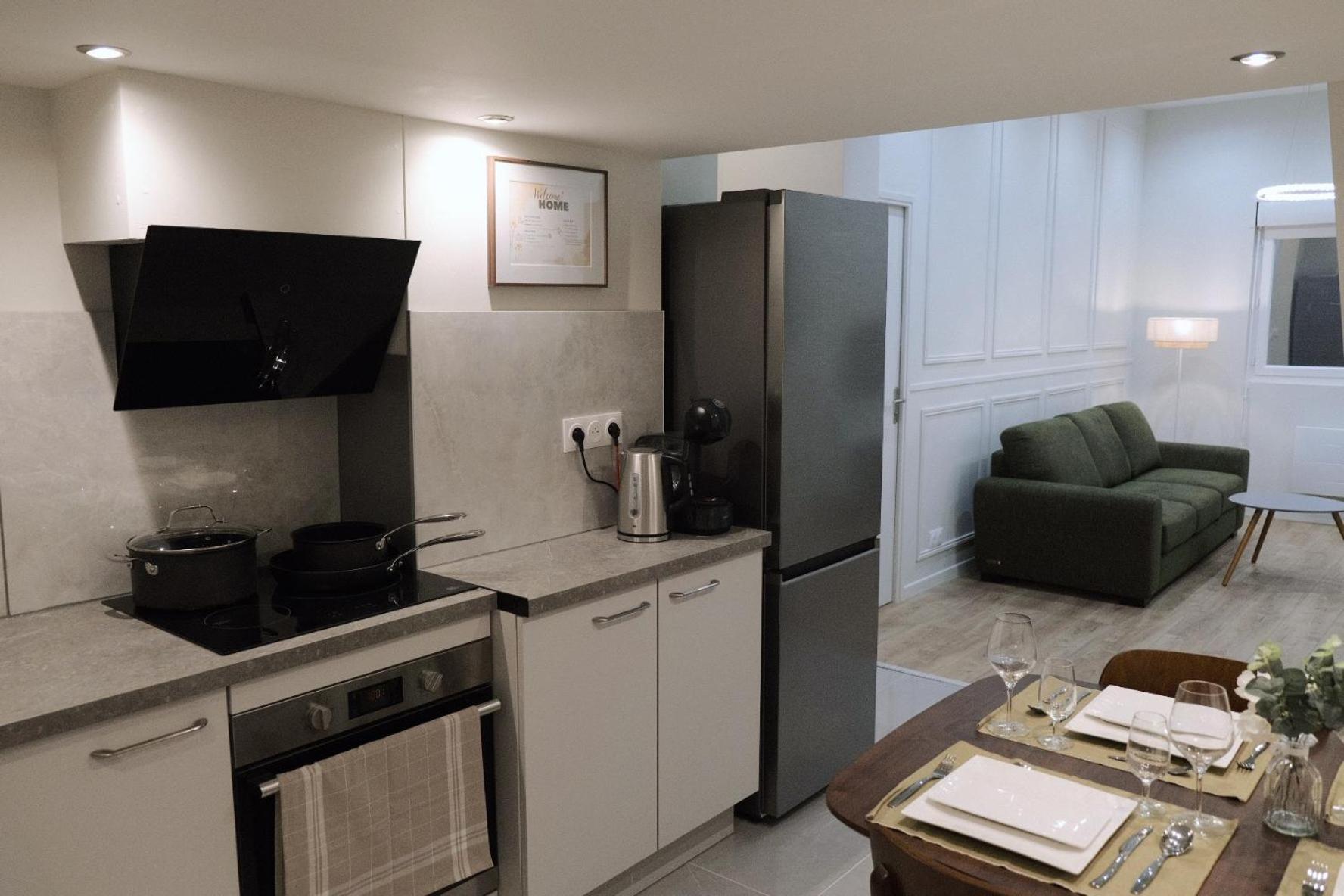 Appartement Mezzanine Contemporain Hypercentre Caen - Chez Jannie エクステリア 写真